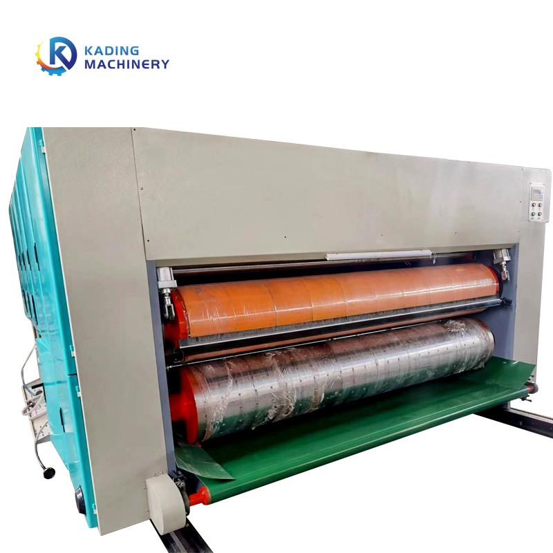 Fully Functional Automation Carton Die Cutting Machine With Dust Removal Spray Gun For Paper Board Cutting